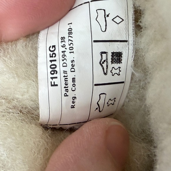 Ugg Classic Short 5825 Women 8 Tan Suede Shearling Lined Leather Boots F19015G - Picture 8 of 8